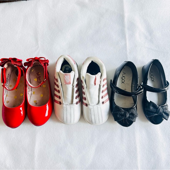 Pack of three pairs of shoes for girls size 8, in perfect condition - Picture 11 of 15